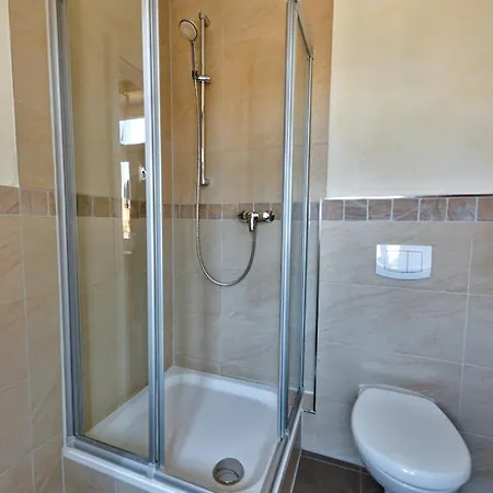 Jakobshof Pensión Freckenfeld